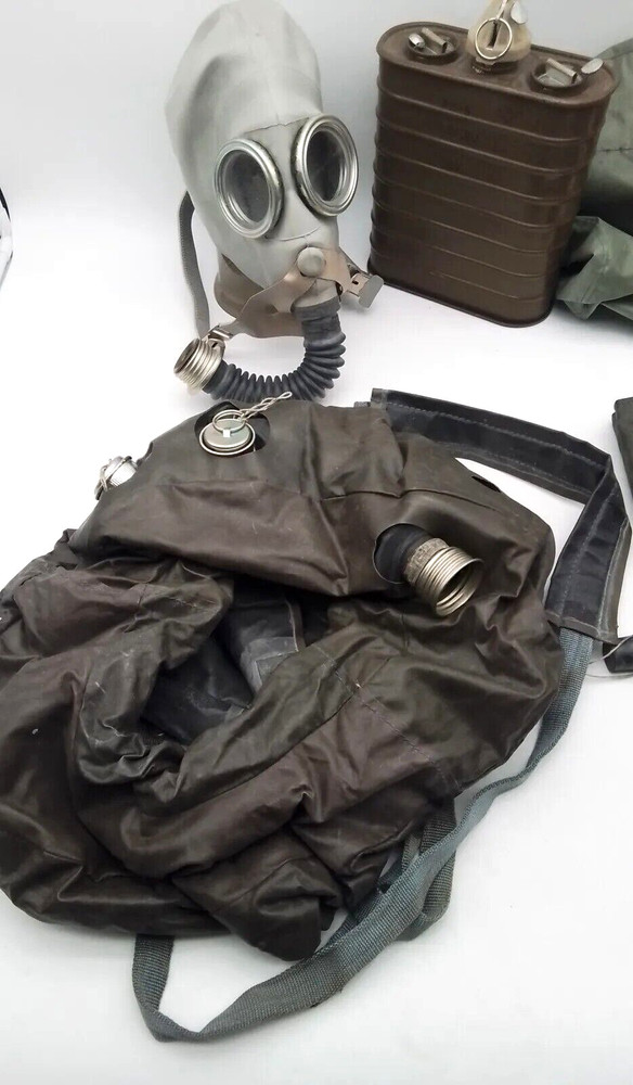 Antique From WW2 Oxyen breathing Appartus Original Bag