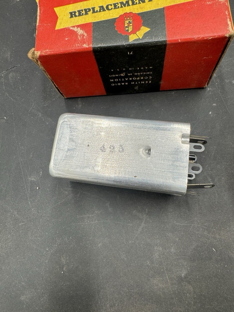 NOS Zenith Vertical Output Transformer