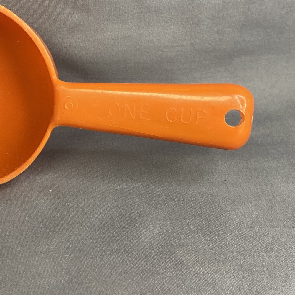 Vintage Orange Scoop 1 Cup Plastic