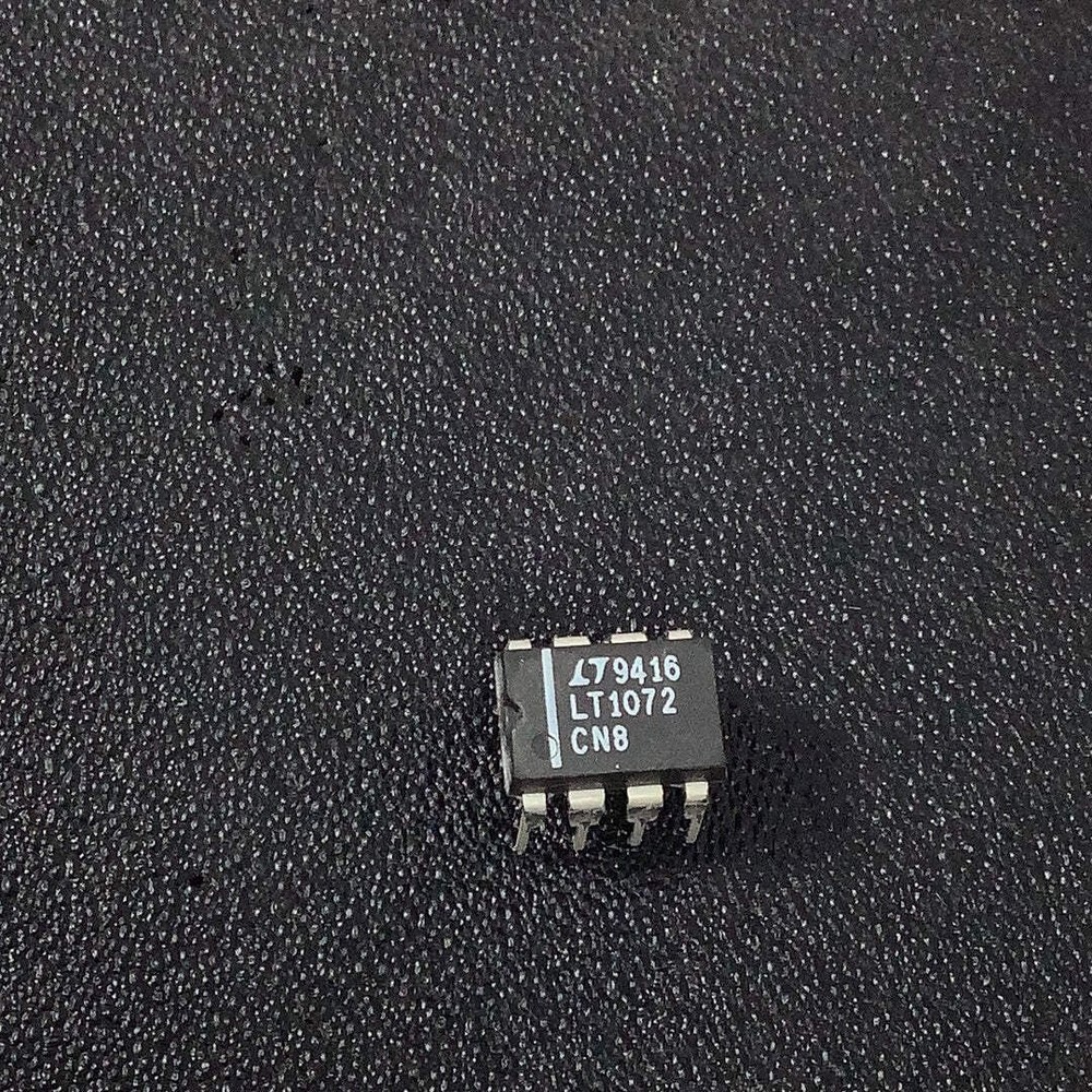 LT1072CN8 - LINEAR TECH - Switching Voltage Regulators