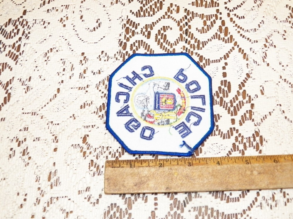 Vintage CHICAGO, ILLINOIS POLICE Shoulder Patch