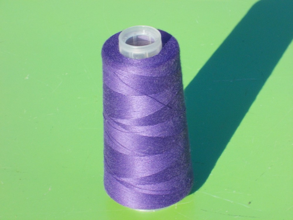 OVERLOCK THREAD SPOOL 100% SPUN POLYESTER 3000 YDS PRICED SEW RIGHT BLACKBERRY