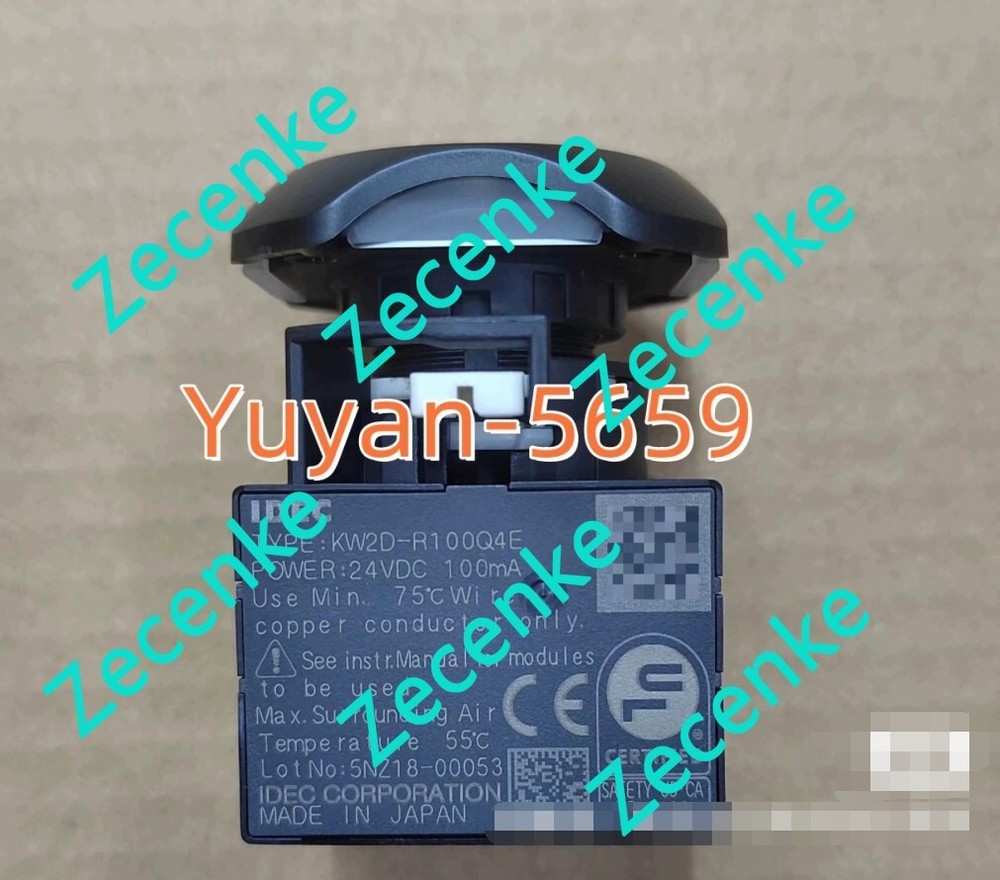 1 PC NEW KW2D-R100Q4E Button Switch By DHL OR FedEx#B1876H CL