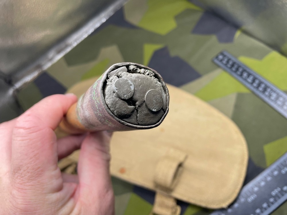 Original WW2 British Army 1944 Dated Shovel with Carrier