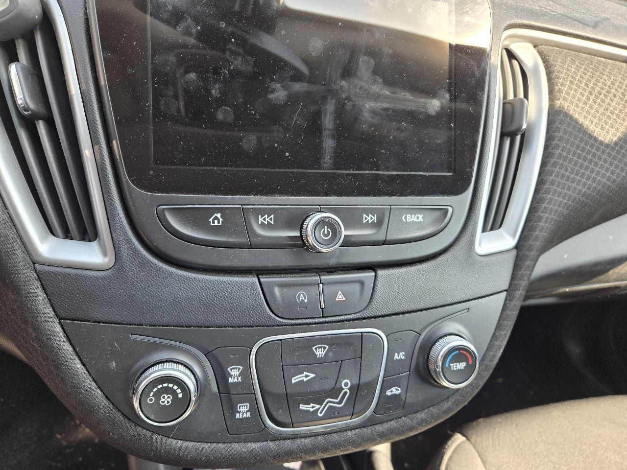 2019-2024 Chevy Malibu Front Dash Mounted Display