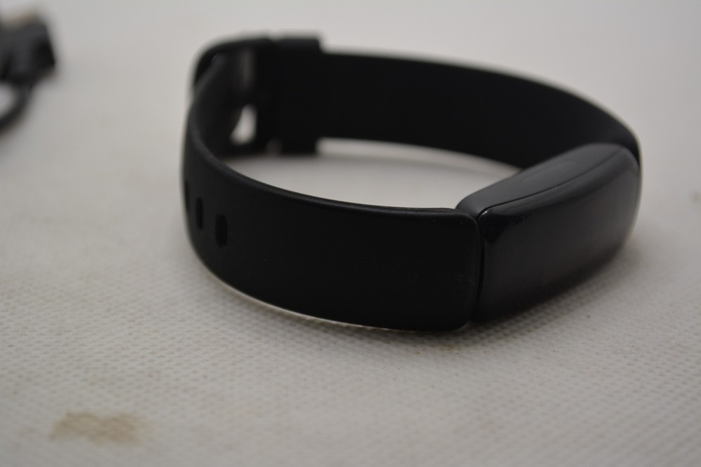 Fitbit Inspire 2 Activity Tracker FB418 - Black S/P with Charger Bundle