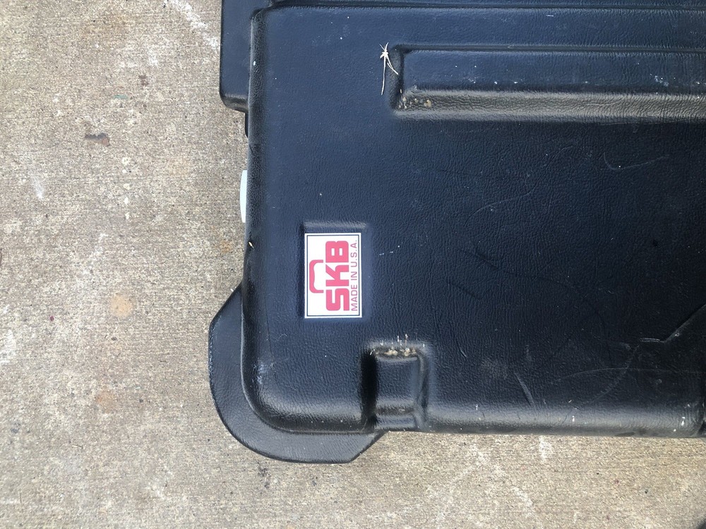 SKB ATA 61-Note Keyboard Carrying Case