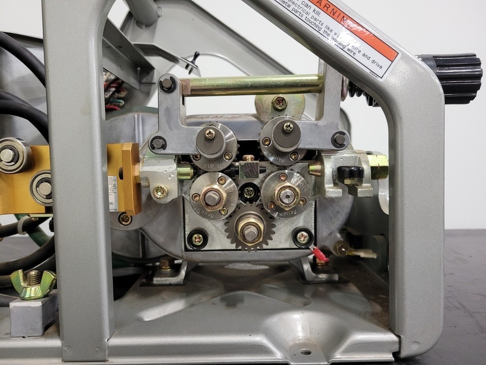 2000 CMH-147 Wire Feeder