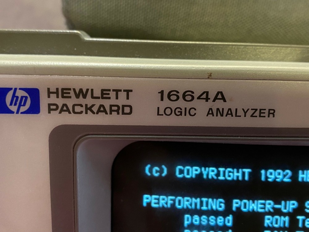 HP 1664A ANALYZER