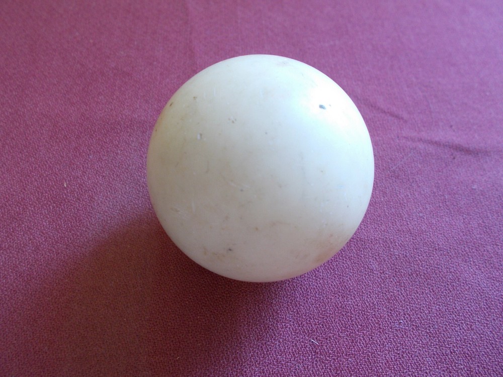 VINTAGE BILLARD POOL CUE BAL WHITE SNOOKER REPLACEMENT UNBRANDED