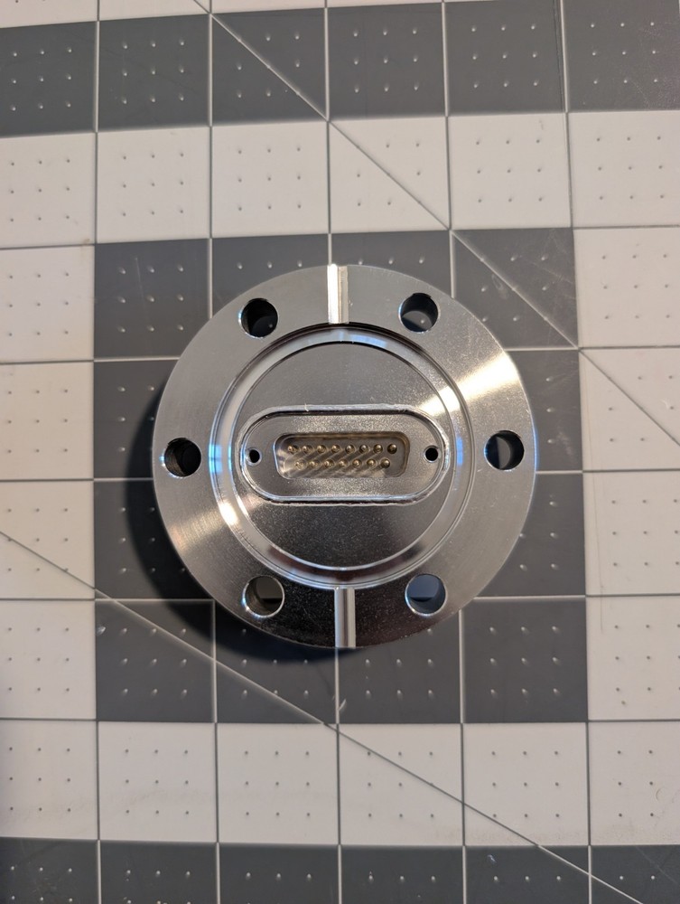 Sub-D 15 pin Feedthrough, CF 2.75"