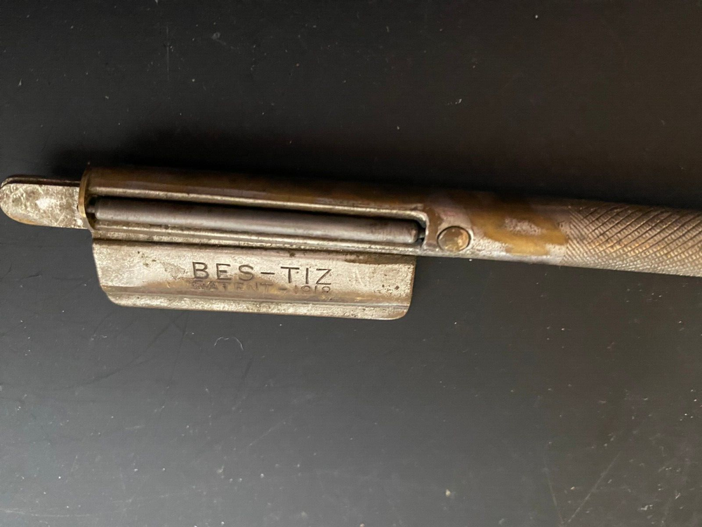VINTAGE BES-TIZ STROPPER BLADE 1919