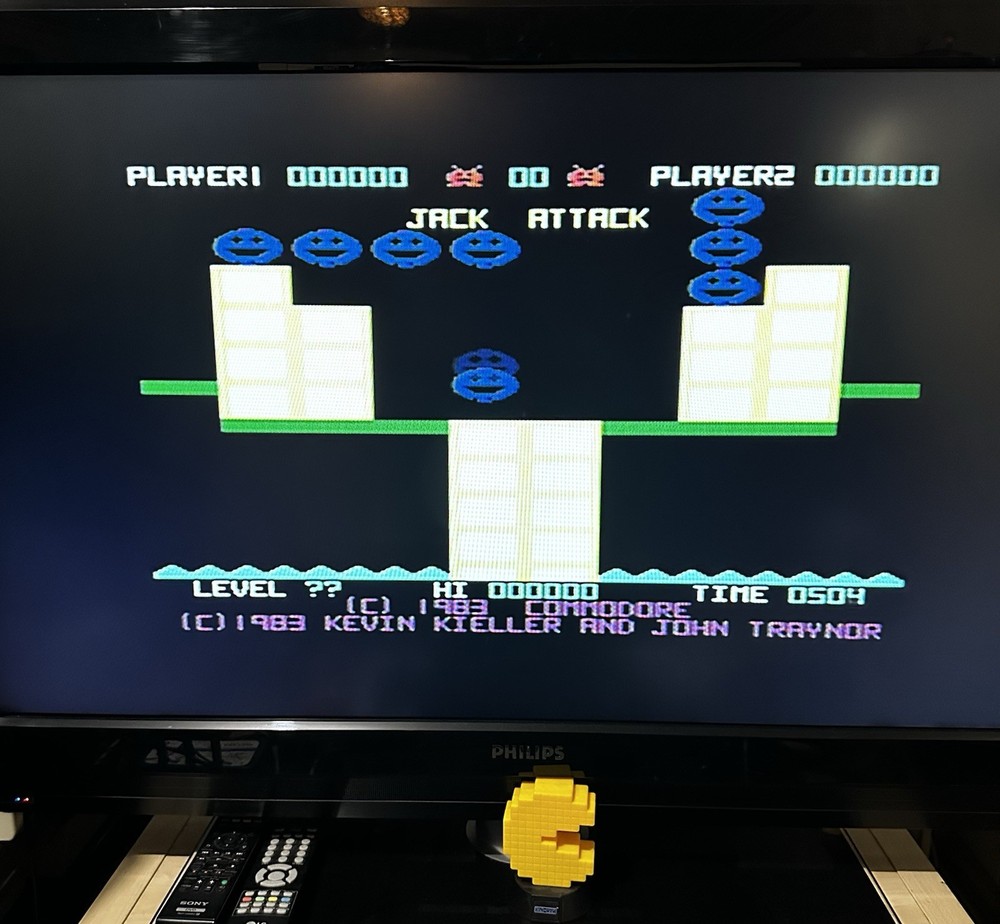 Commodore 16 C16 Bundle, Datasette & Power supply - Working