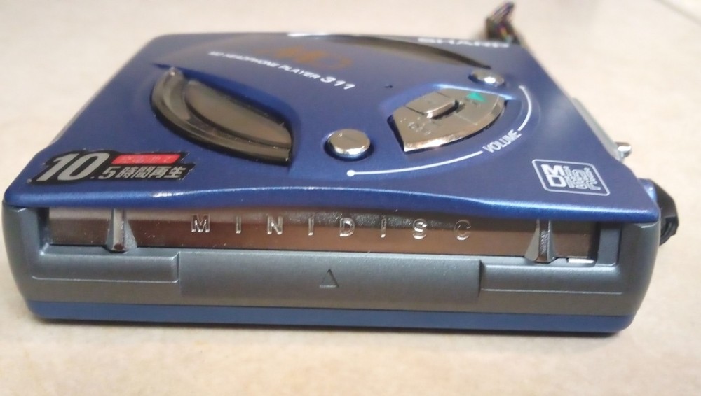 SHARP MD-SS311-A BLUE Slot-In MDLP MiNiDiSC Player CD NICE CONDITION WORK