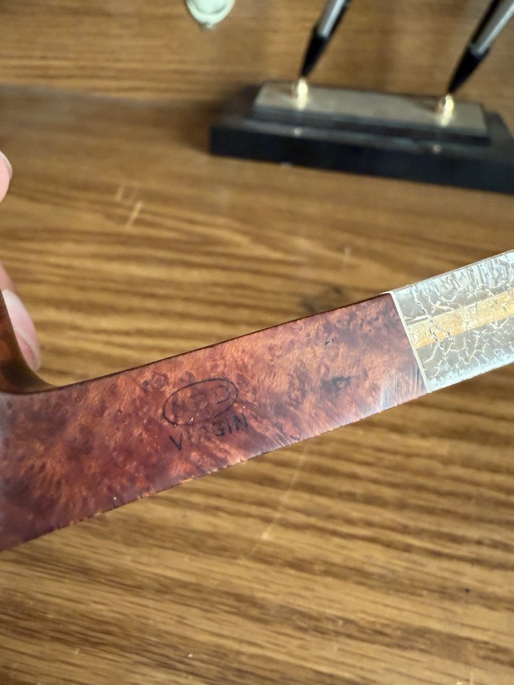 Beautiful Vintage GBD Virgin Pipe