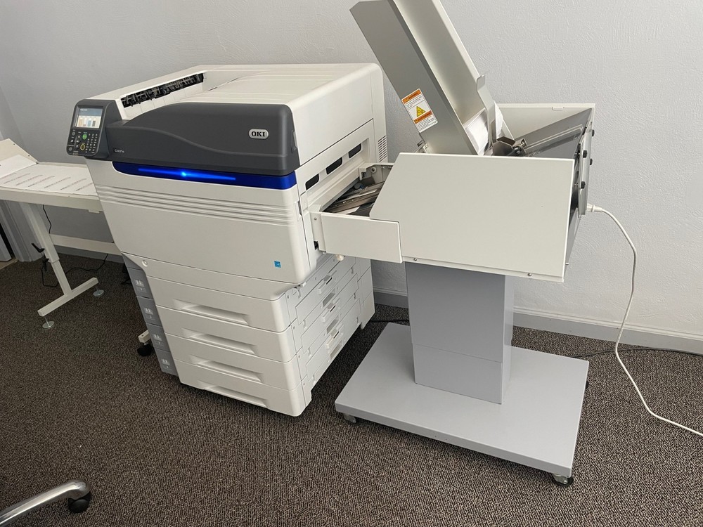 OKI C931e Color Envelope Printing System W/Envelope Feeder & Sequencing Conveyor