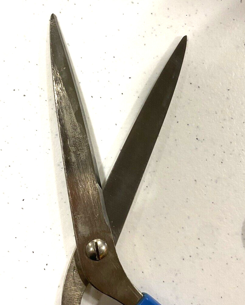 Vintage Wiss Scissors 2 Pair in Case Blue