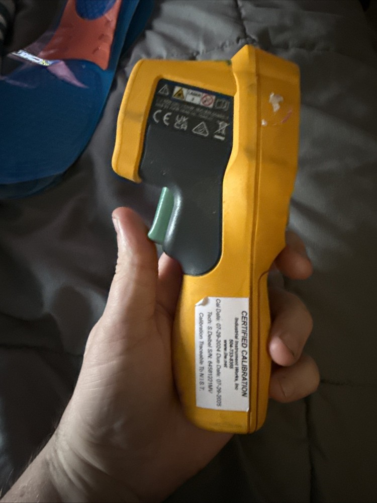 FLUKE 62 MAX PLUS IR LASER THEROMETER - USED