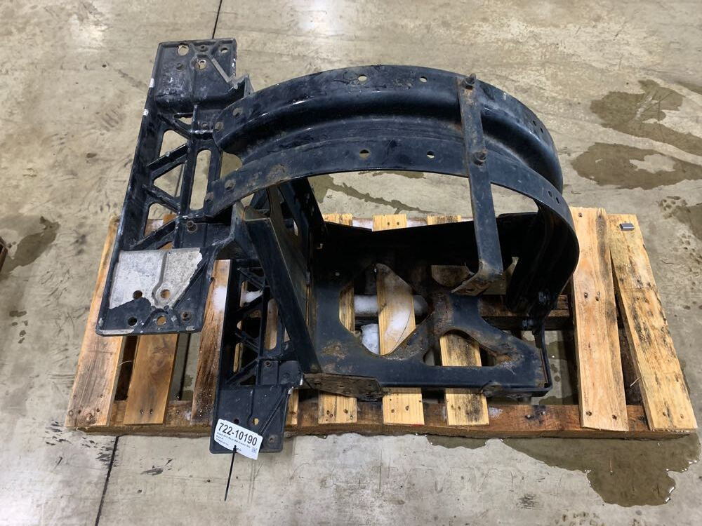 2016 Peterbilt 579 Frame Step (722-10190)