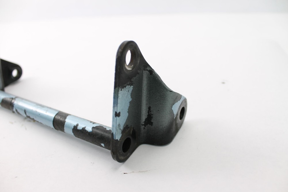 2002 Yamaha V Star Xvs 1100 Engine Motor Bracket Mount