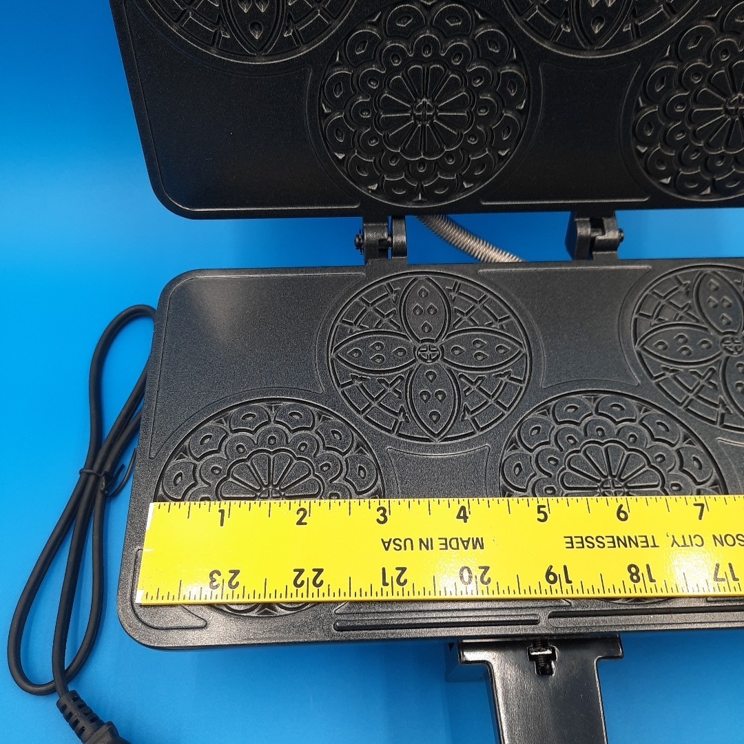 CucinaPro Piccolo Pizzelle Cookie Maker 3 1/4" Mini 220-03 New No Box Non Stick