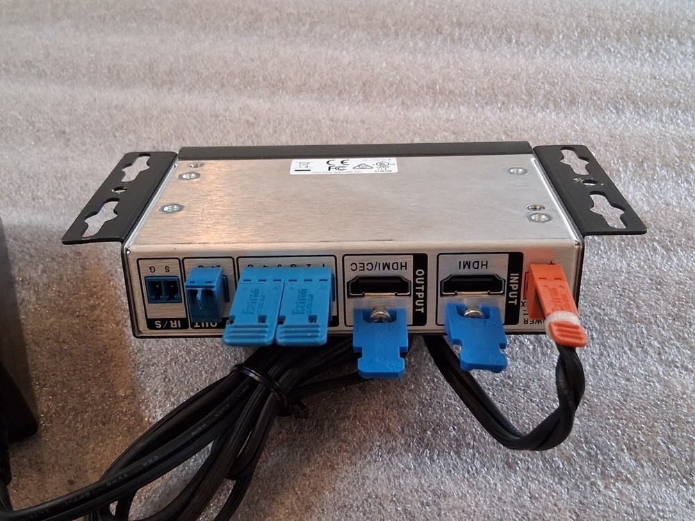 EXTRON HD CTL 100 Workspace Controller with AC adapter