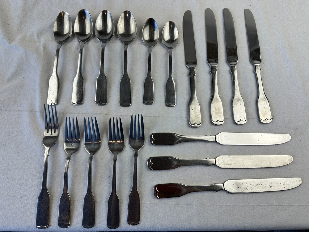 LOT OF 18 Rogers Co. Stainless flatware forks spoons knives UNKNOWN PATTERN