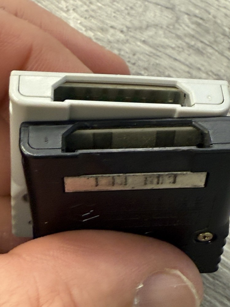 NINTENDO GAMECUBE OEM MEMEORY CARD DOL-014