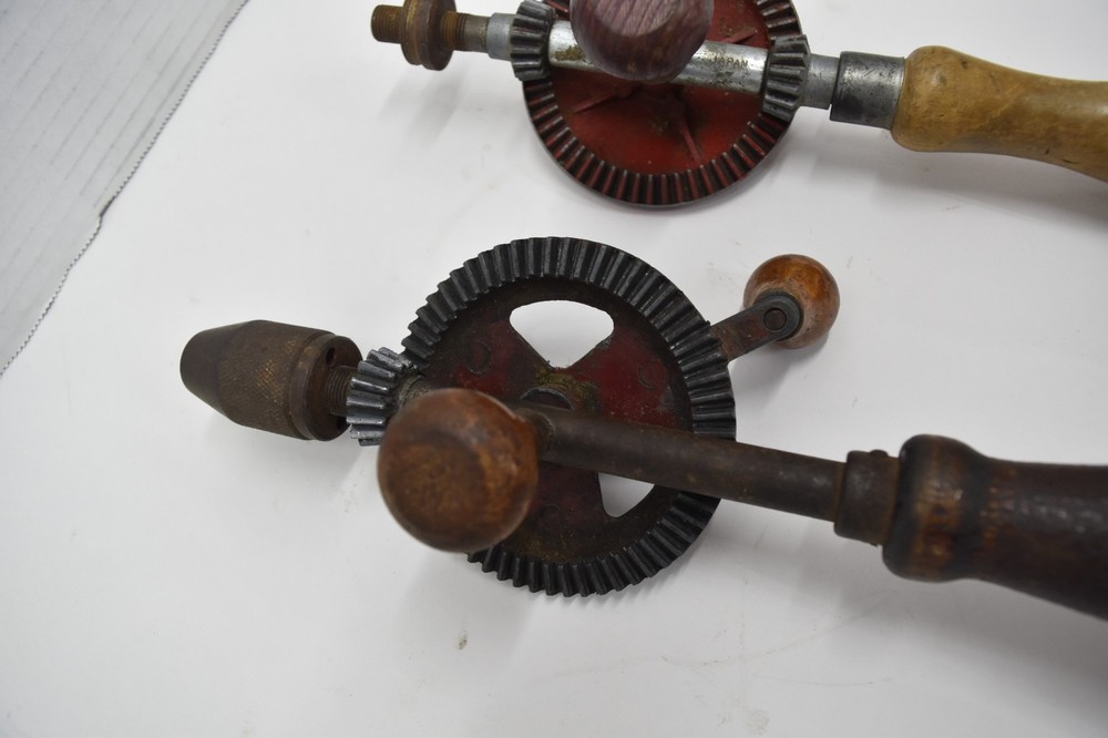 TWO VINTAGE EGG BEATER STYLE MANUAL HAND DRILLS DRILL BITS