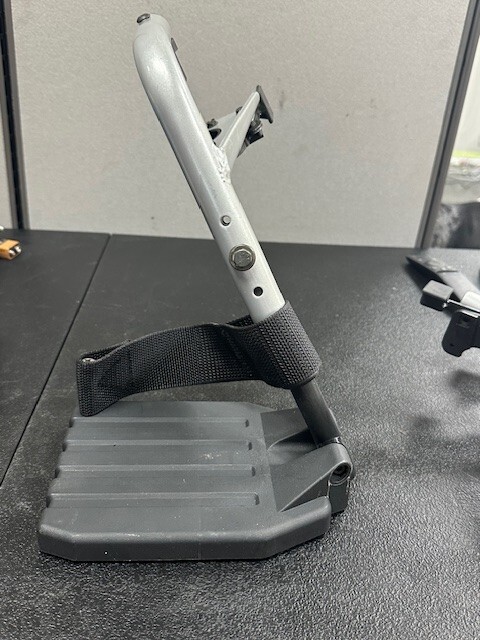 Height adjustable WHEEL CHAIR Left FOOT REST(15)