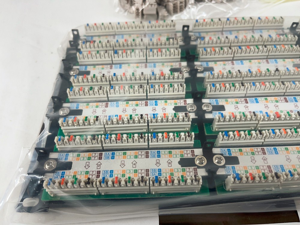 Patch Panel UTP 96 Port Ethernet CAT5e RJ45 110 Network. Removable Modules UL