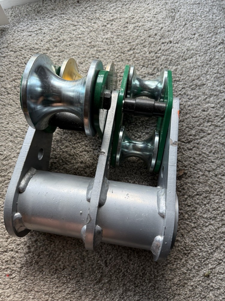 EMT ROLLERS SUPPORT FOR GREENLEE COMBO SHOE CONDUIT BENDER 52055506