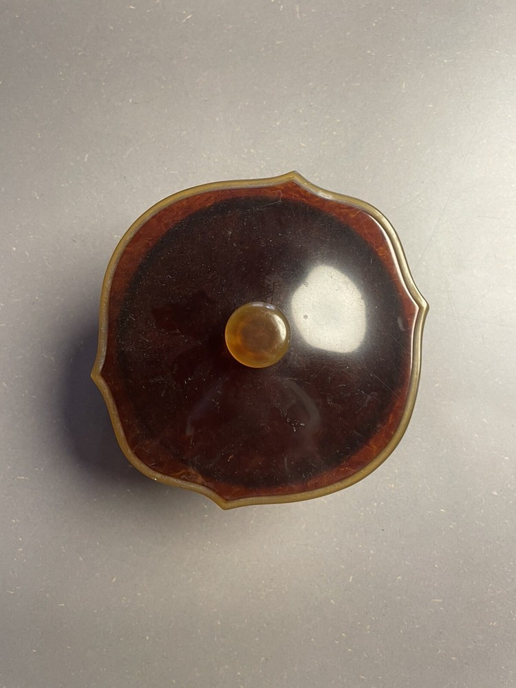 celluloid powder box La Coquette
