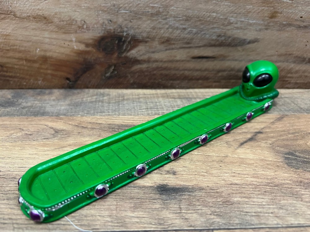 Alien Resin Incense Burner 10" x 2"