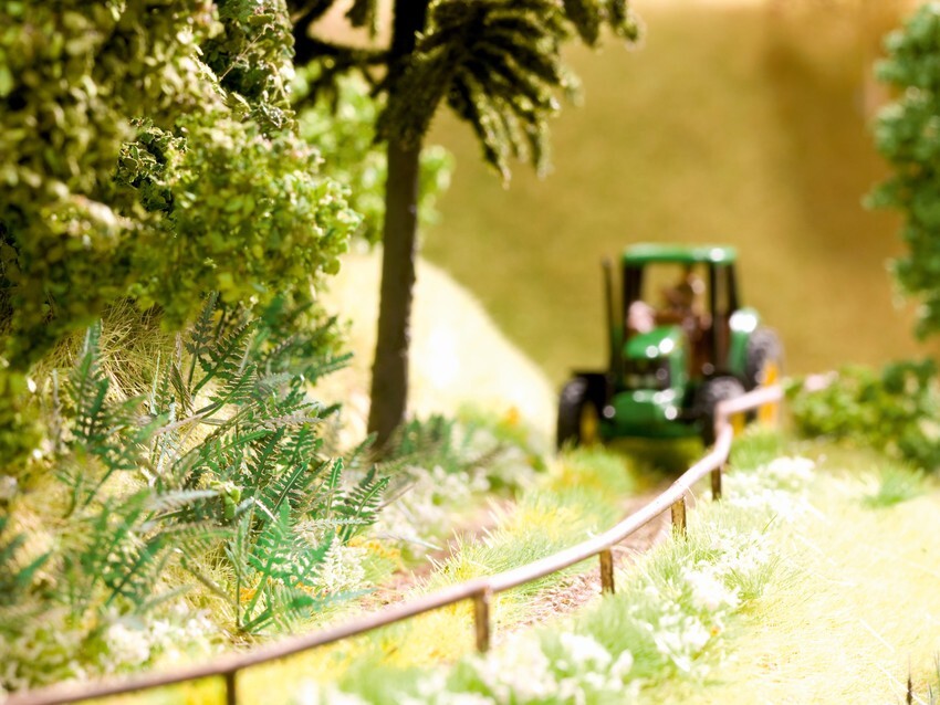 HO Scale Scenery - 14100 - Fern - Kit