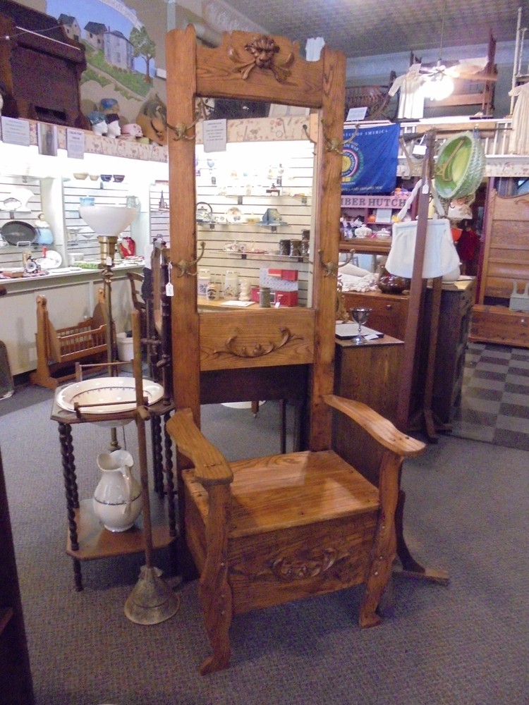 Oak  Hall Seat