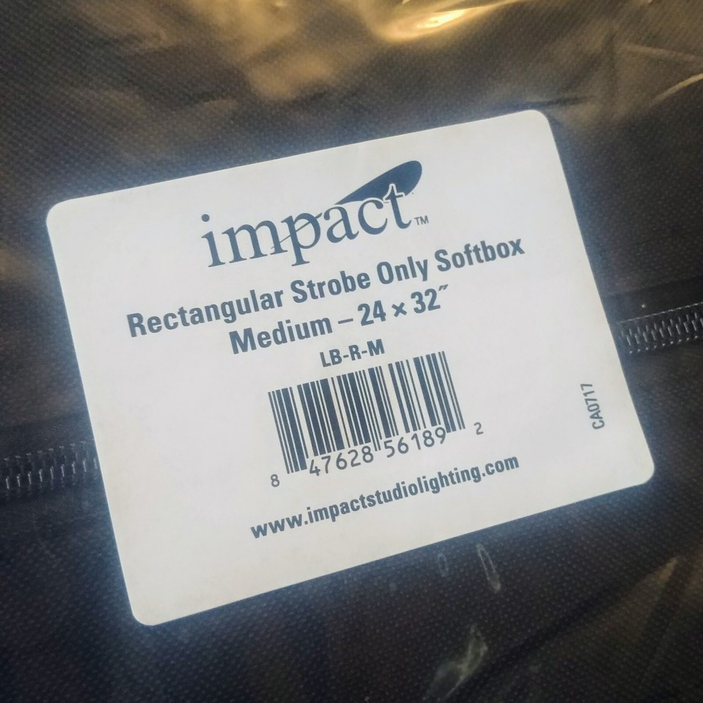 Impact Luxbanx Softbox 24" x 32" Rectangular WITH Speed Ring