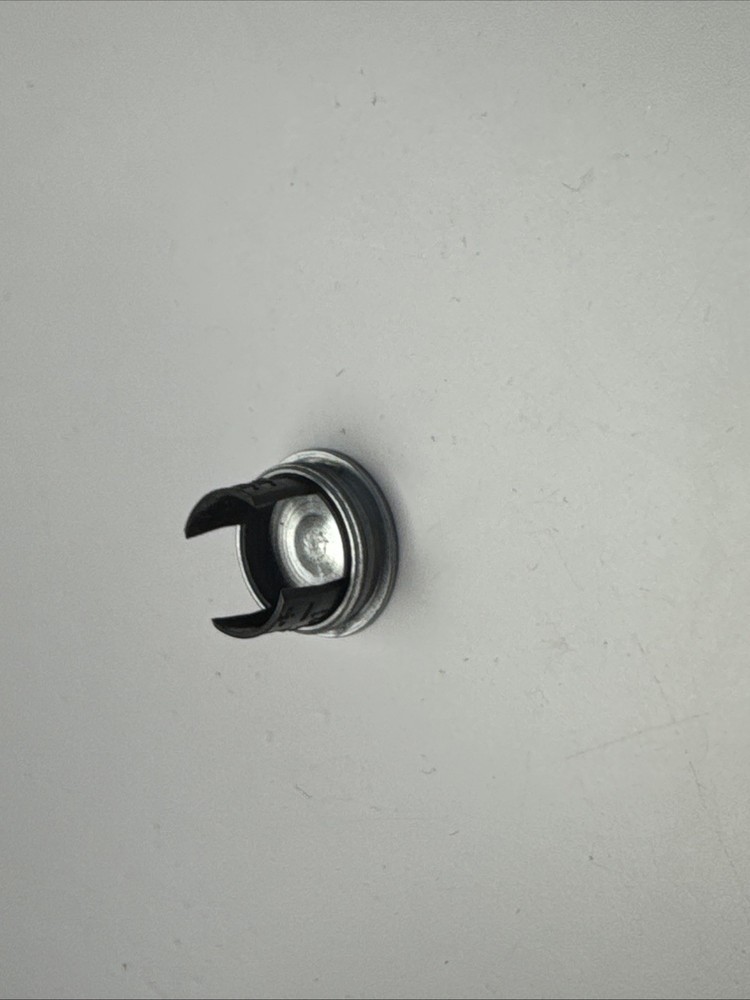 Nikon FM battery compartment (JYP68)