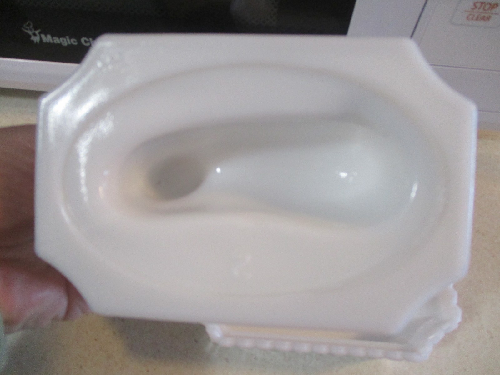 Westmoreland Milk Glass Bunny On A Nest Covered Dish