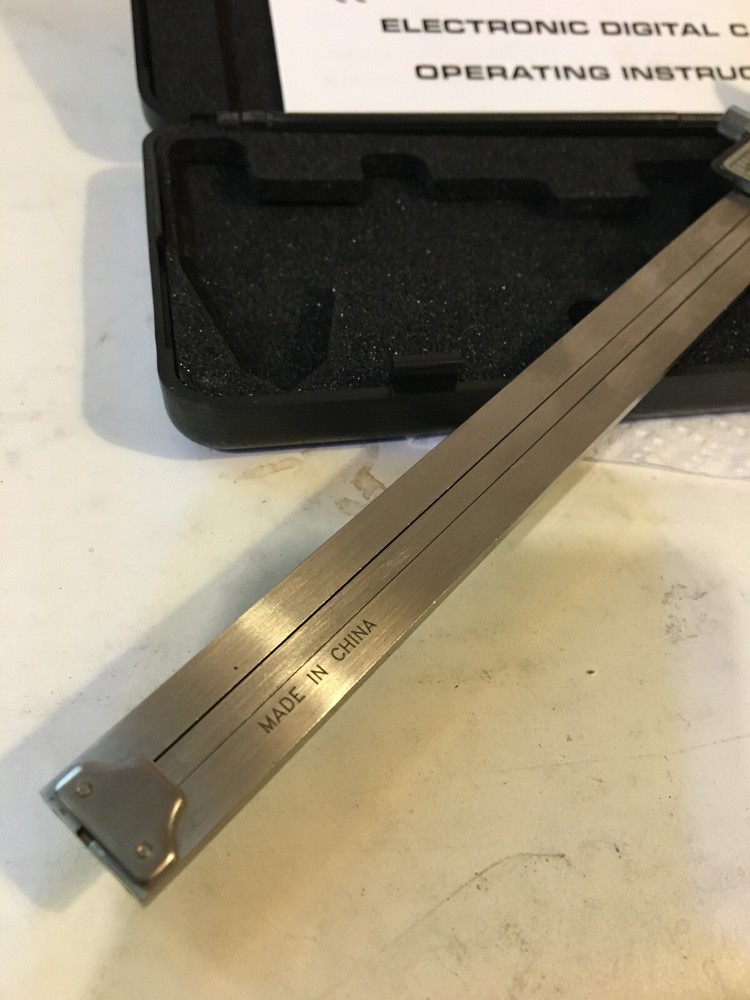 CEN-TECH 6" Electronic Digital Caliper Item 47257 with case, box, & instructions