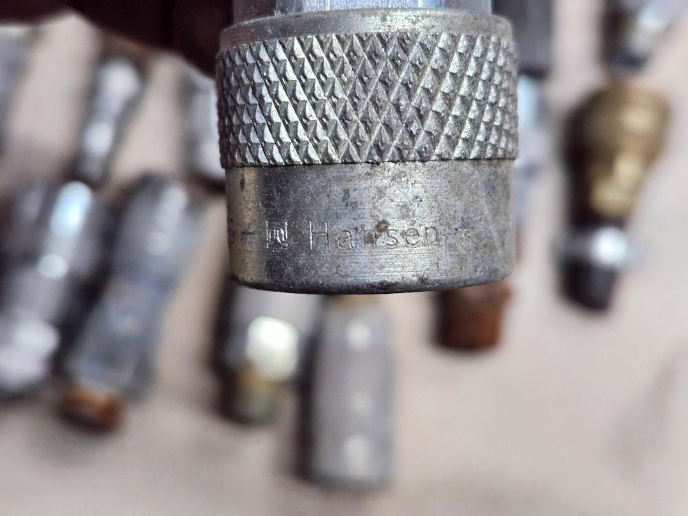 AIR TOOL FITTING ASSORTMENT