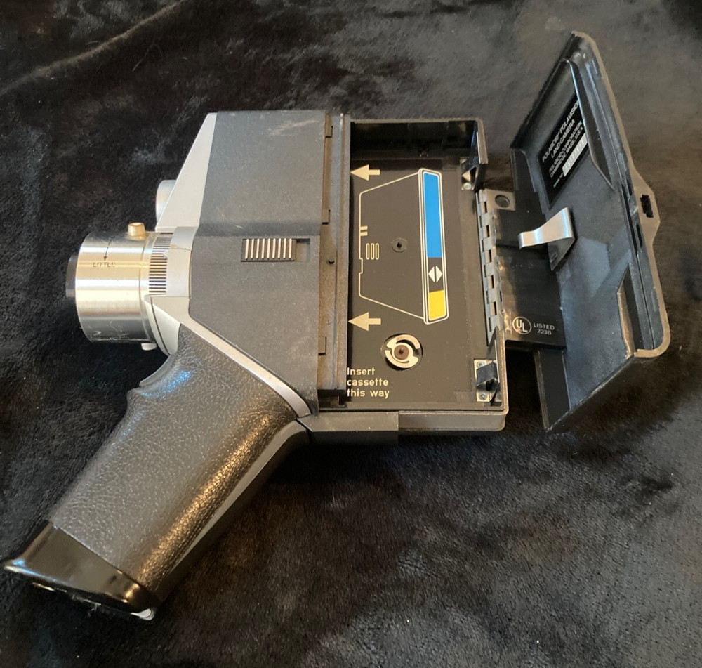 Polaroid Polavision Land Camera - untested.