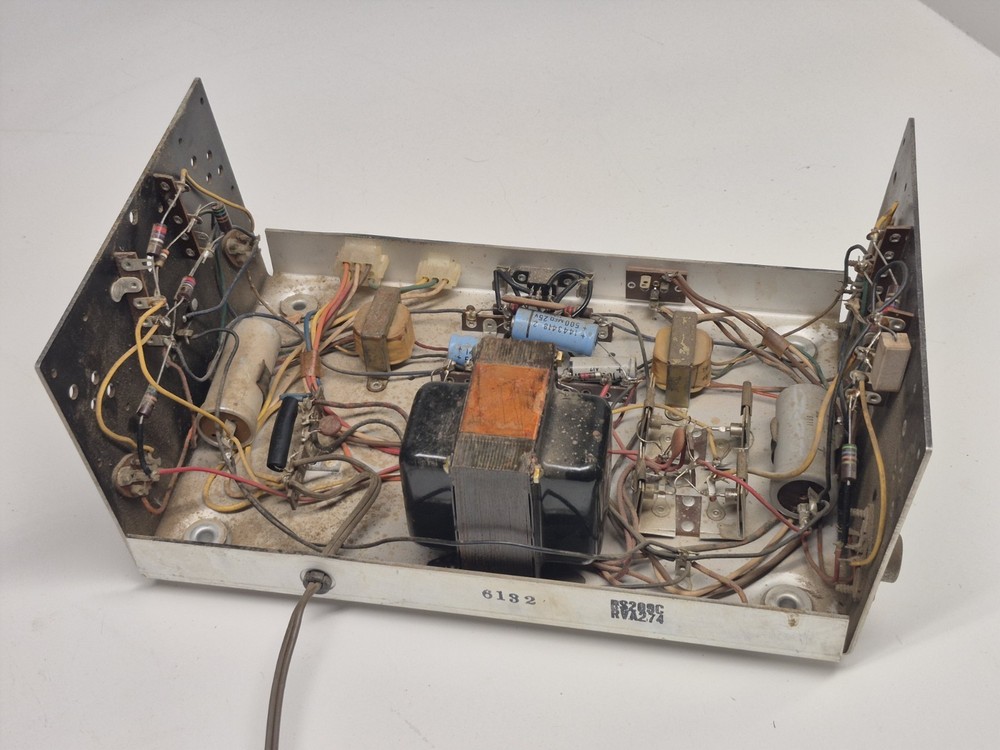 Vintage Amplifier Chassis Console Radio