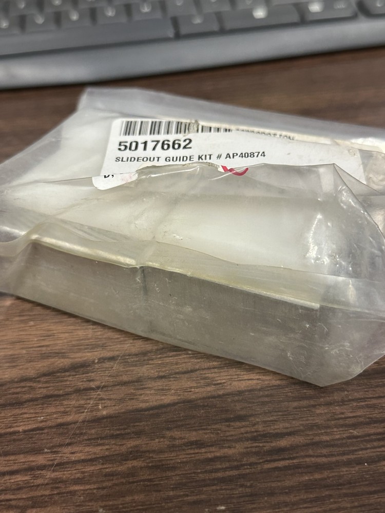 5017662 Slideout Guide Kit (BR8)