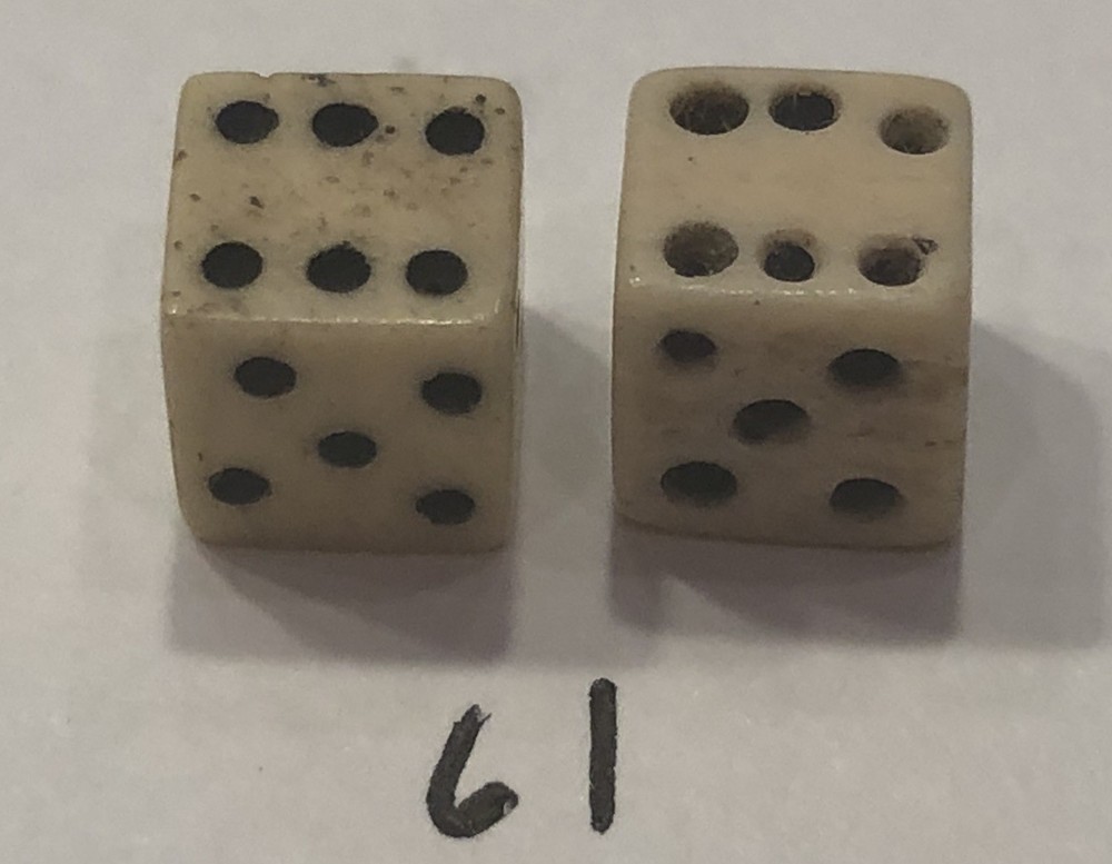 Small Vintage Pair Bone (Bovine) Dice 1/4”