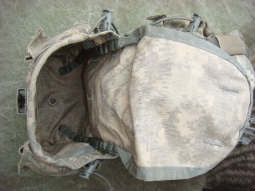 MOLLE II 1 QT Canteen / Utility Pouch ACU with OD Canteen VGC
