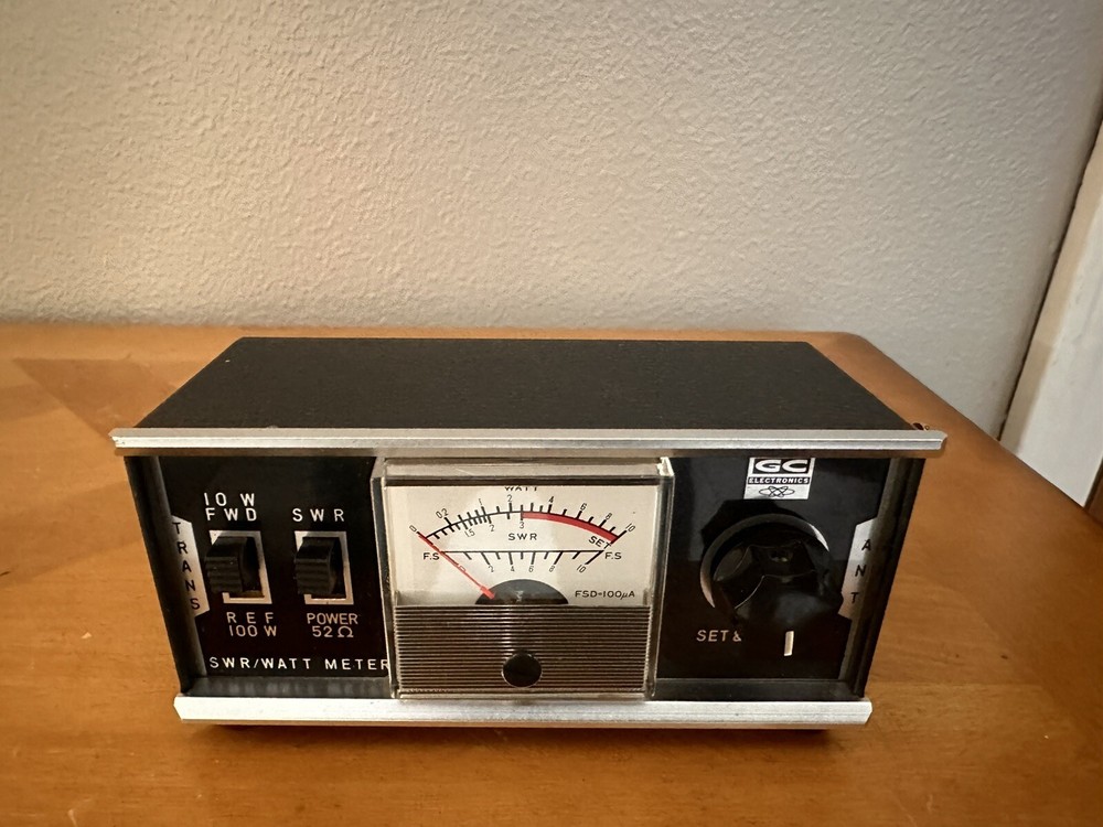 Vintage GC Electronics CB Omni Meter model 18-157  Untested.