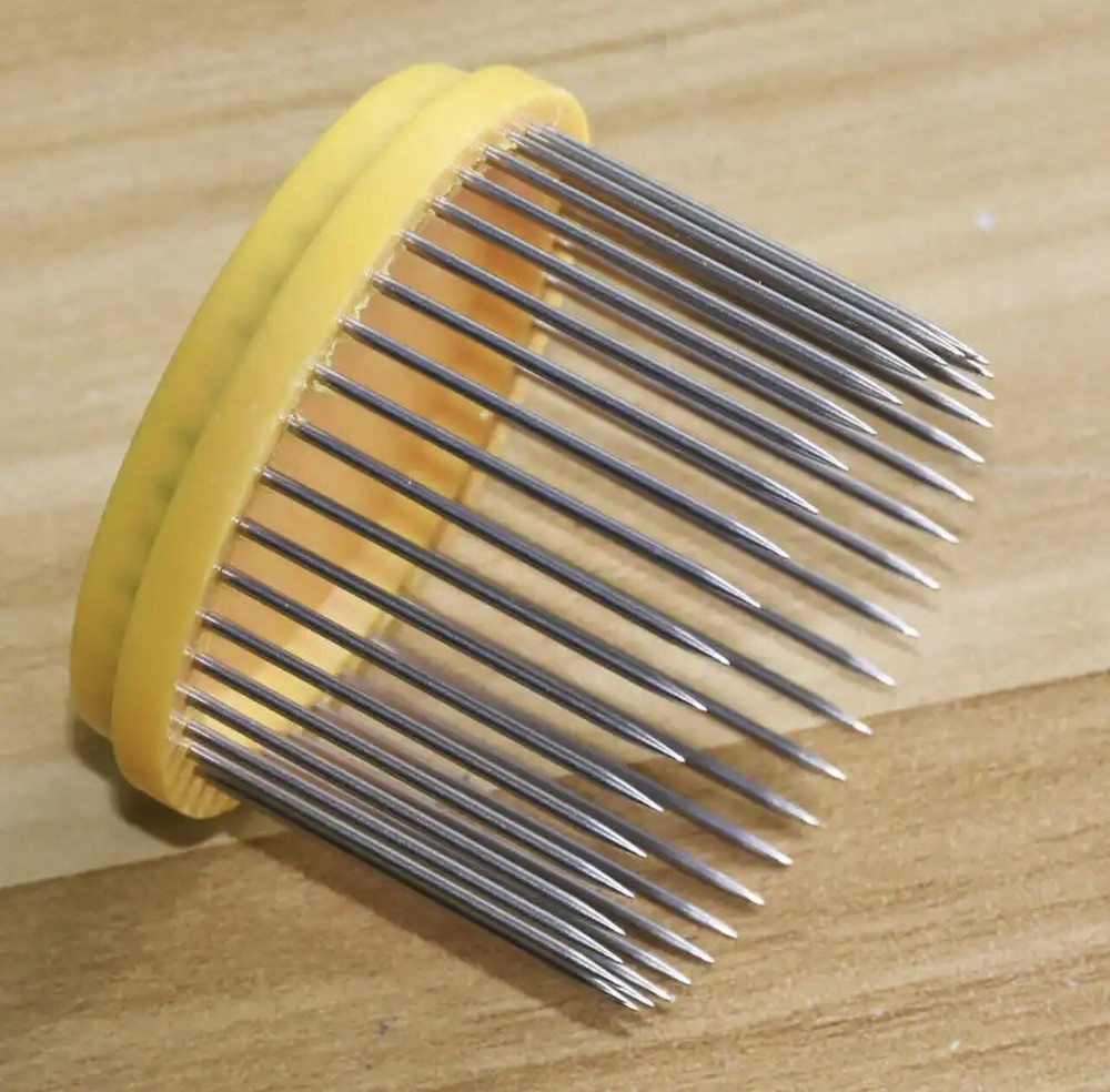 2Pcs Beekeeping Queen Needle Cage -Type Bee Cage isolator