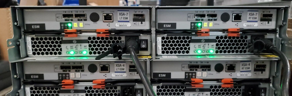 IBM EXP3512 12-Bay Storage Expansion Unit 2x ESM Drive Module