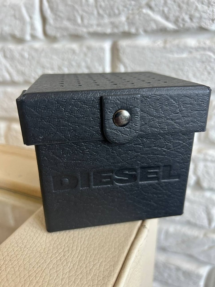 Diesel leather watch box black